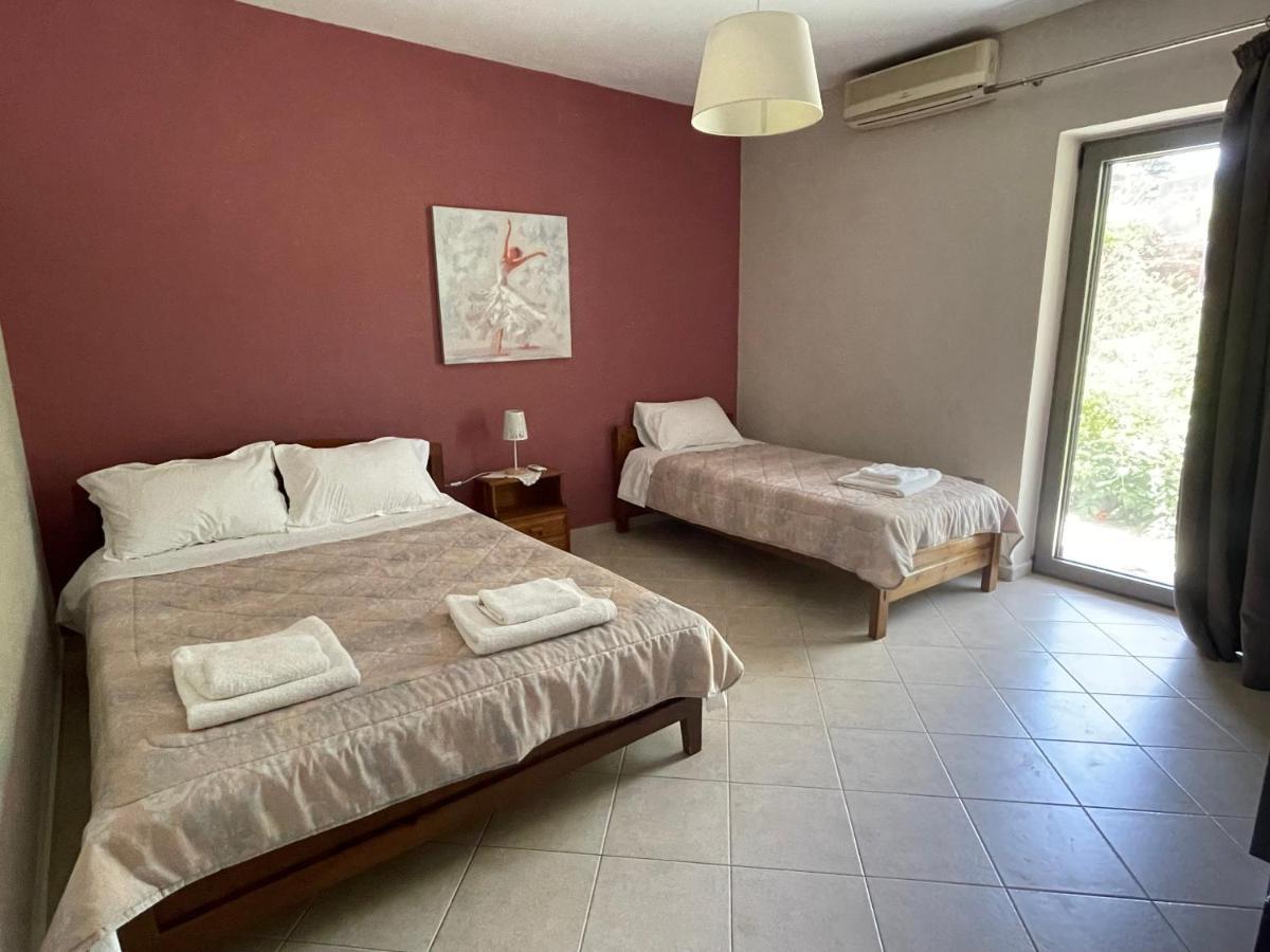 Villa Chrissi'S House With Garden And Sea View Zerviana Kíssamos Esterno foto