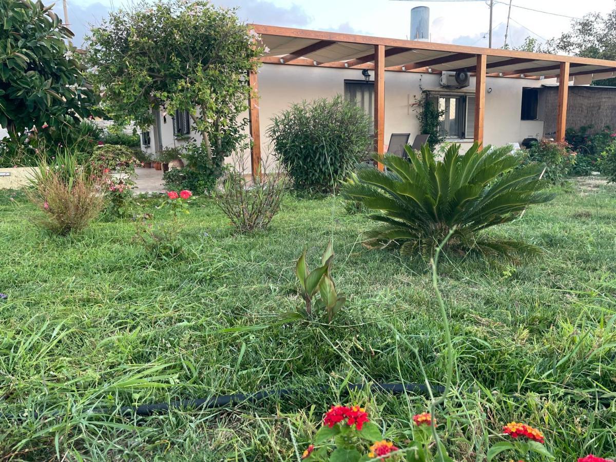 Villa Chrissi'S House With Garden And Sea View Zerviana Kíssamos Esterno foto